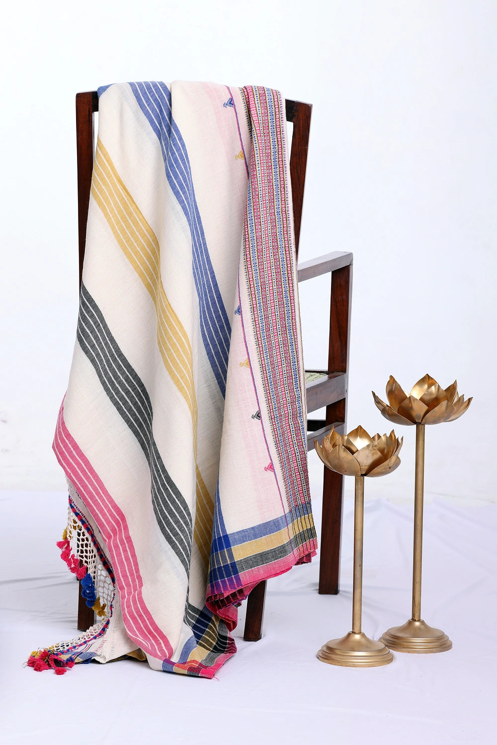 Off White with Blue Bhujodi Saree with Pink Highlights – Handwoven in Organic Kala Cotton
