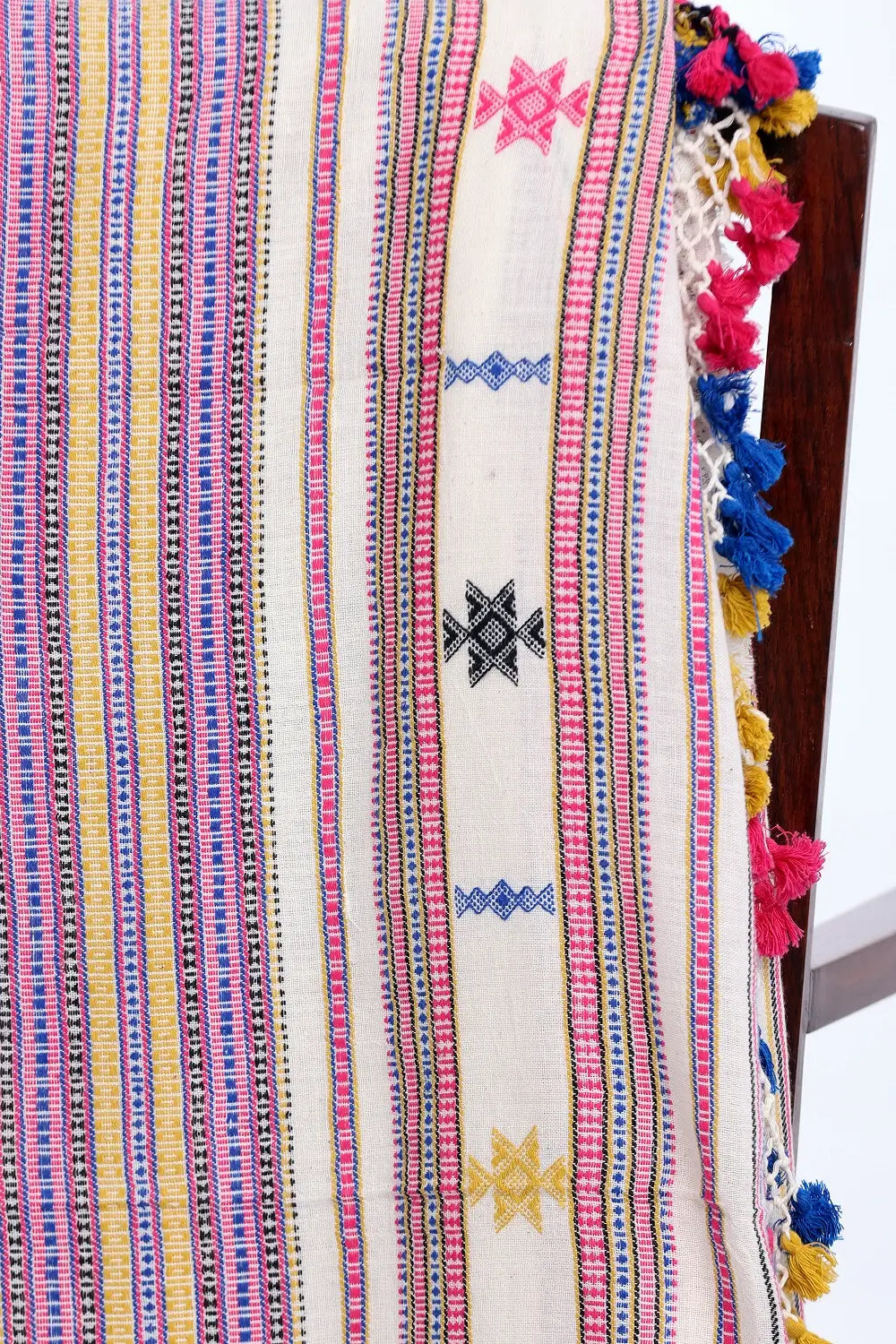 Off White with Blue Bhujodi Saree with Pink Highlights – Handwoven in Organic Kala Cotton