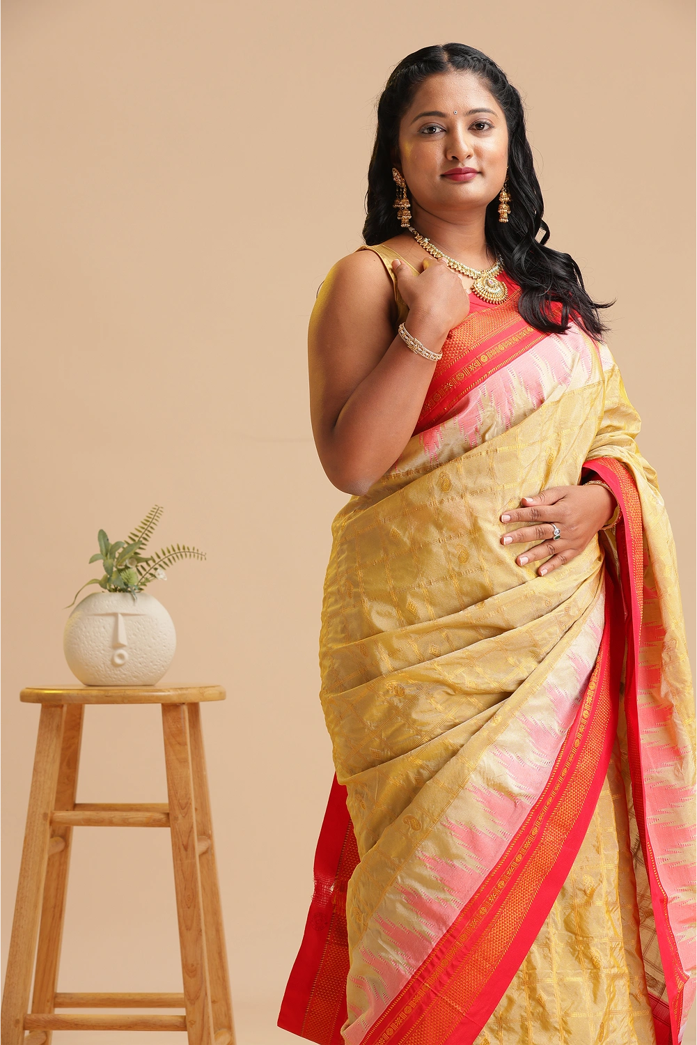 Golden Glow- Ilkal Saree