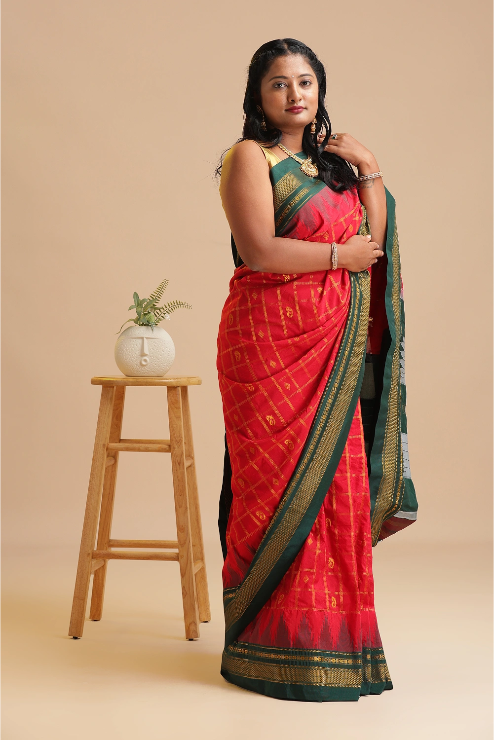 Scarlet Elegance- Ilkal Saree
