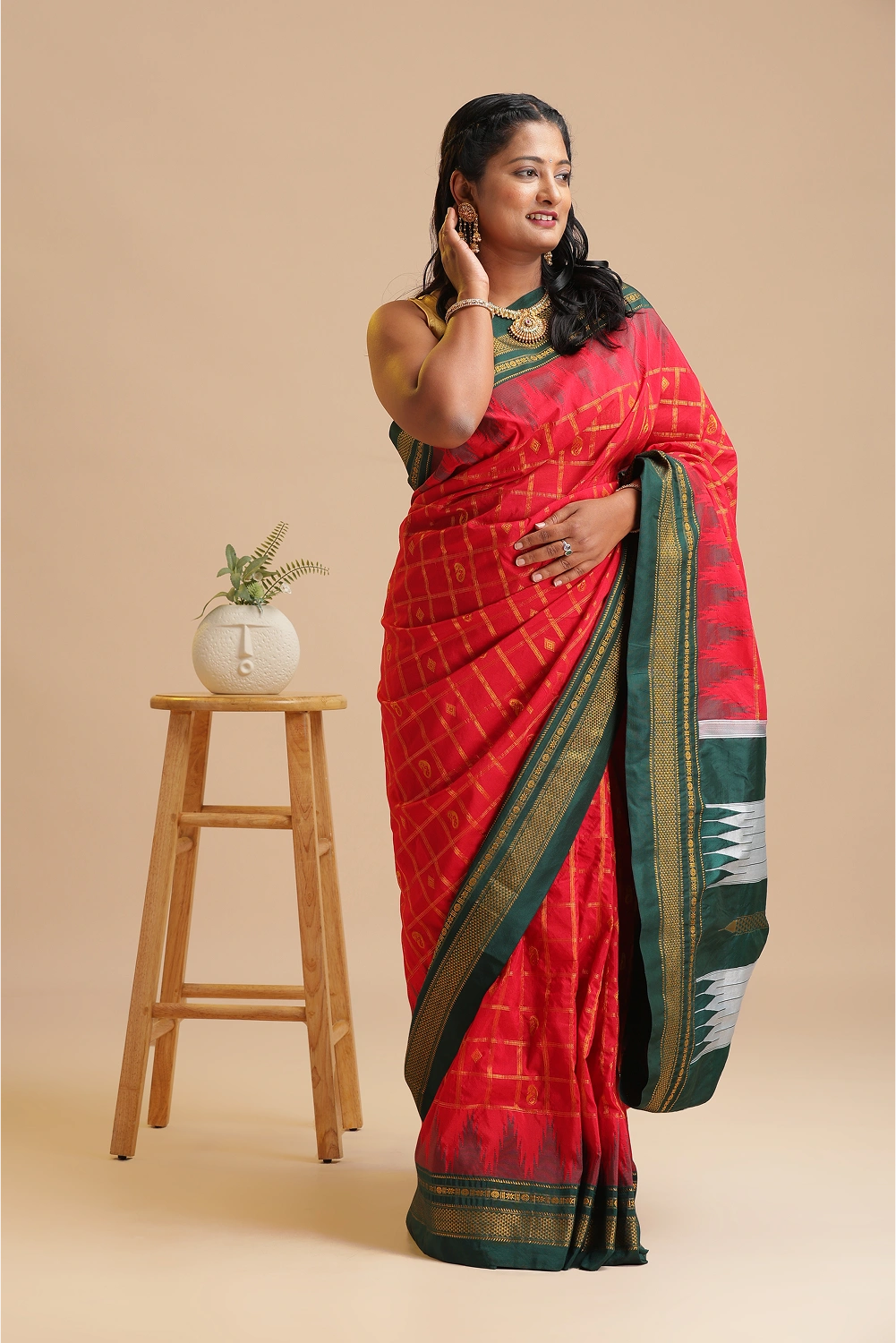 Scarlet Elegance- Ilkal Saree