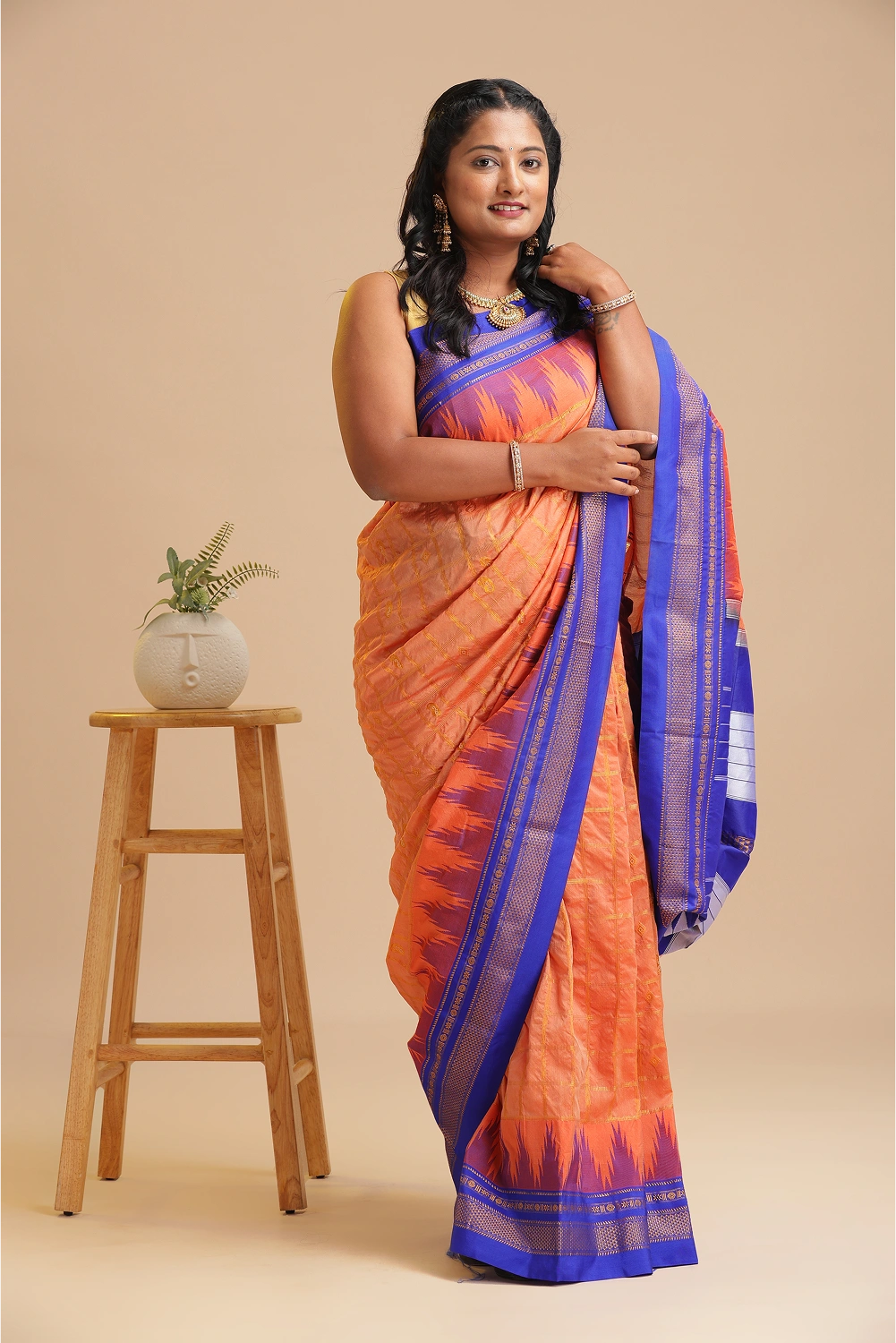 Coral Majesty- Ilkal Saree