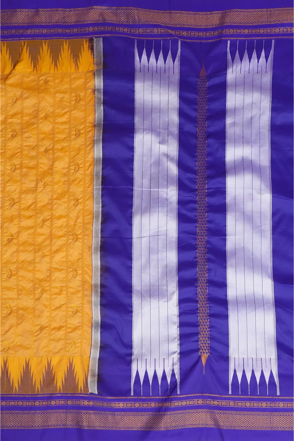 Sunlit Royalty- Ilkal Saree