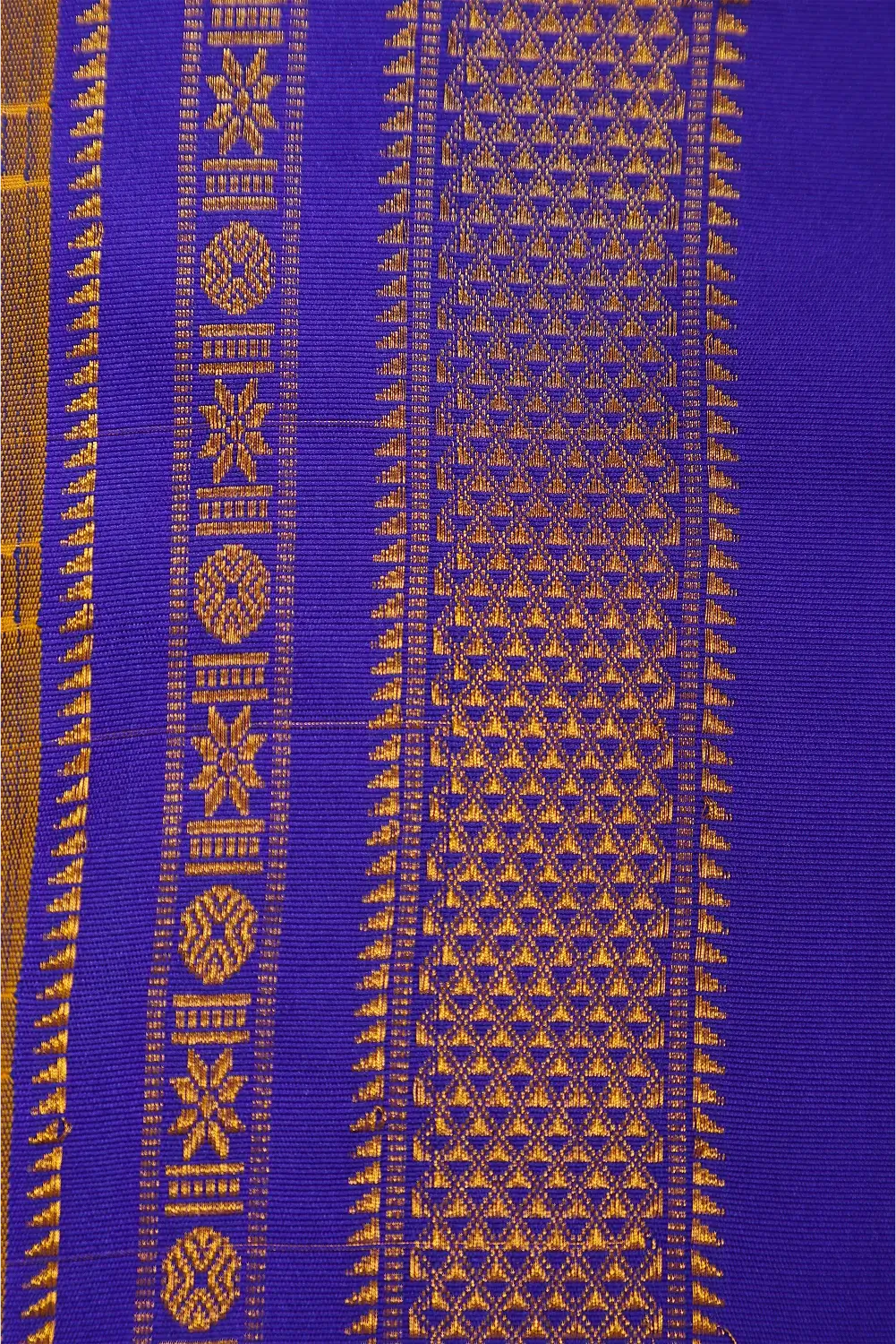 Sunlit Royalty- Ilkal Saree