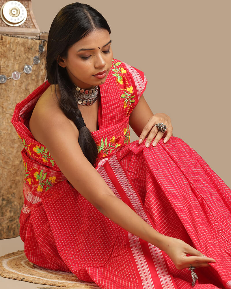 Crimson Bloom Kunbi Saree | Authentic Goan Handloom - Seere