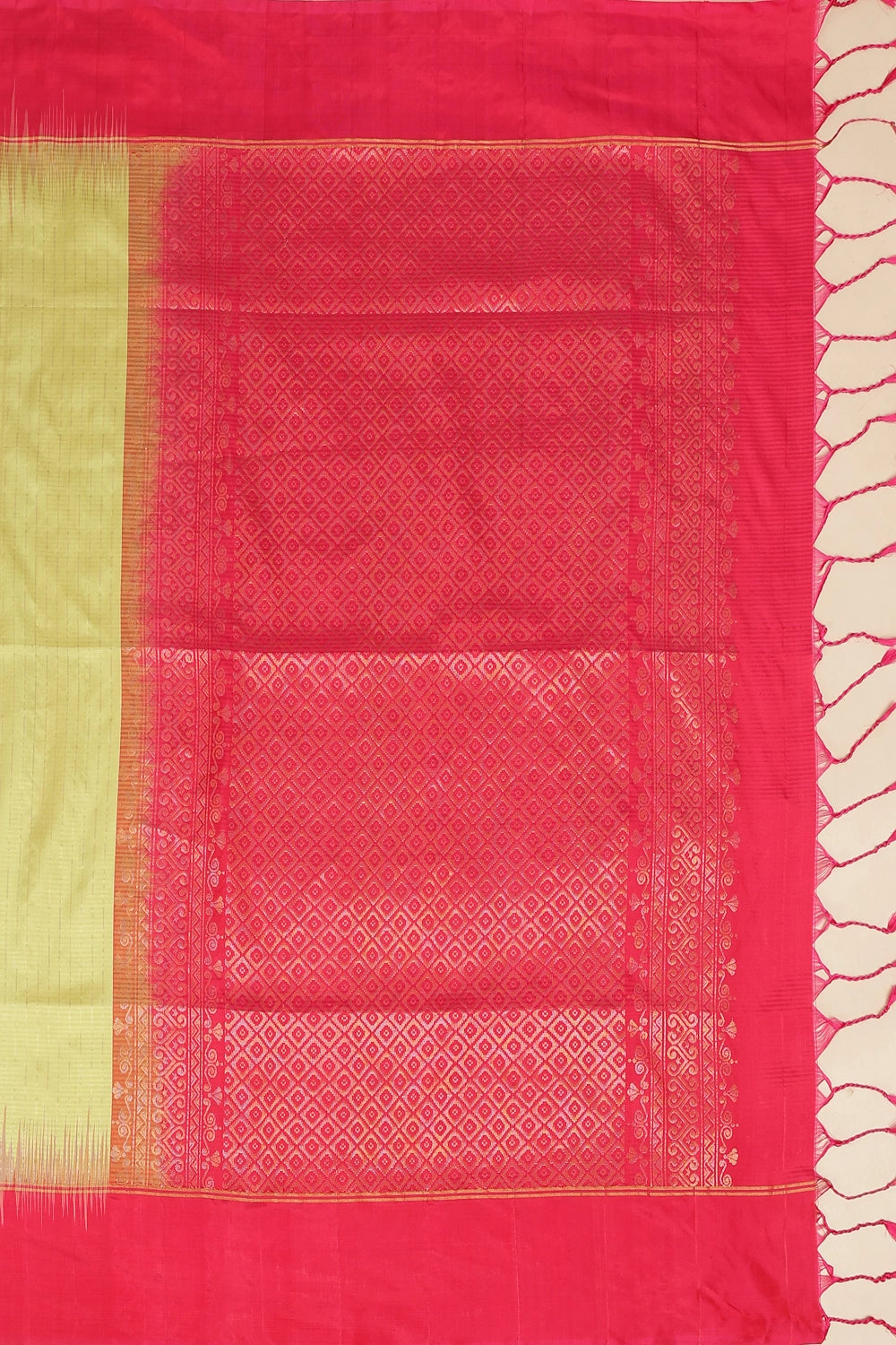 Shimmery White & Pink Aura Kodiyala Pure Silk Saree