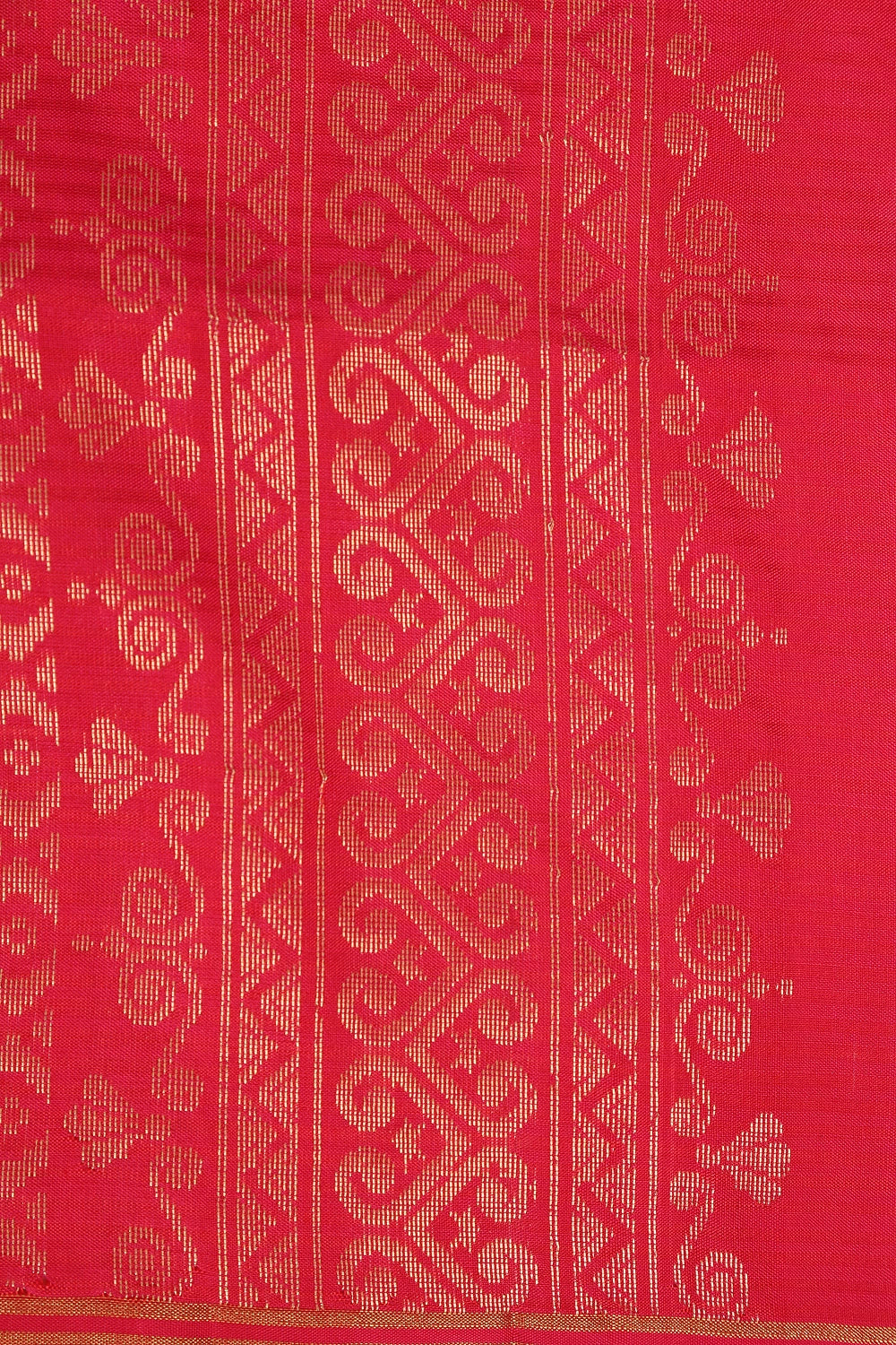 Shimmery White & Pink Aura Kodiyala Pure Silk Saree