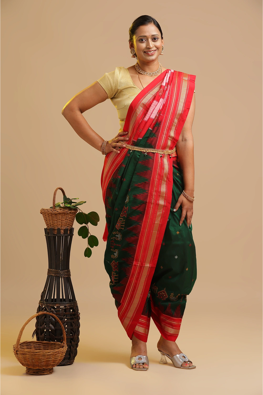 Green Ilkal Saree with Tope Teni Pallu & Kasuti Embroidery – in Cotton Silk