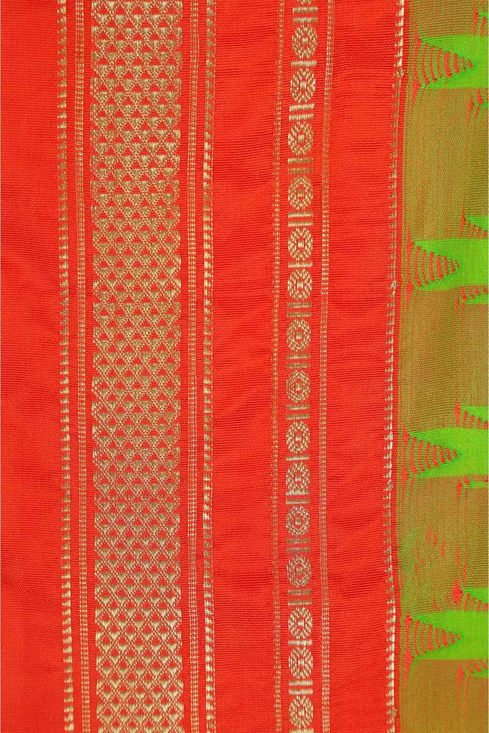 Bright Parrot Green Ilkal Saree with Kasuti Embroidery