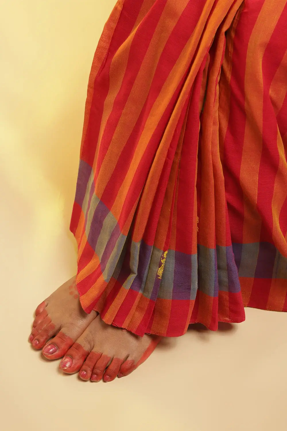 Sunset Stripes – Red & Orange Gollabhama Cotton Saree