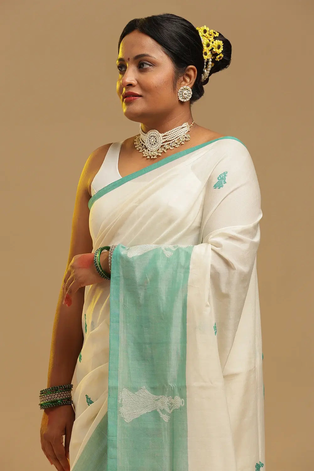 White Elegance – White & Mint Green Gollabhama Cotton Saree