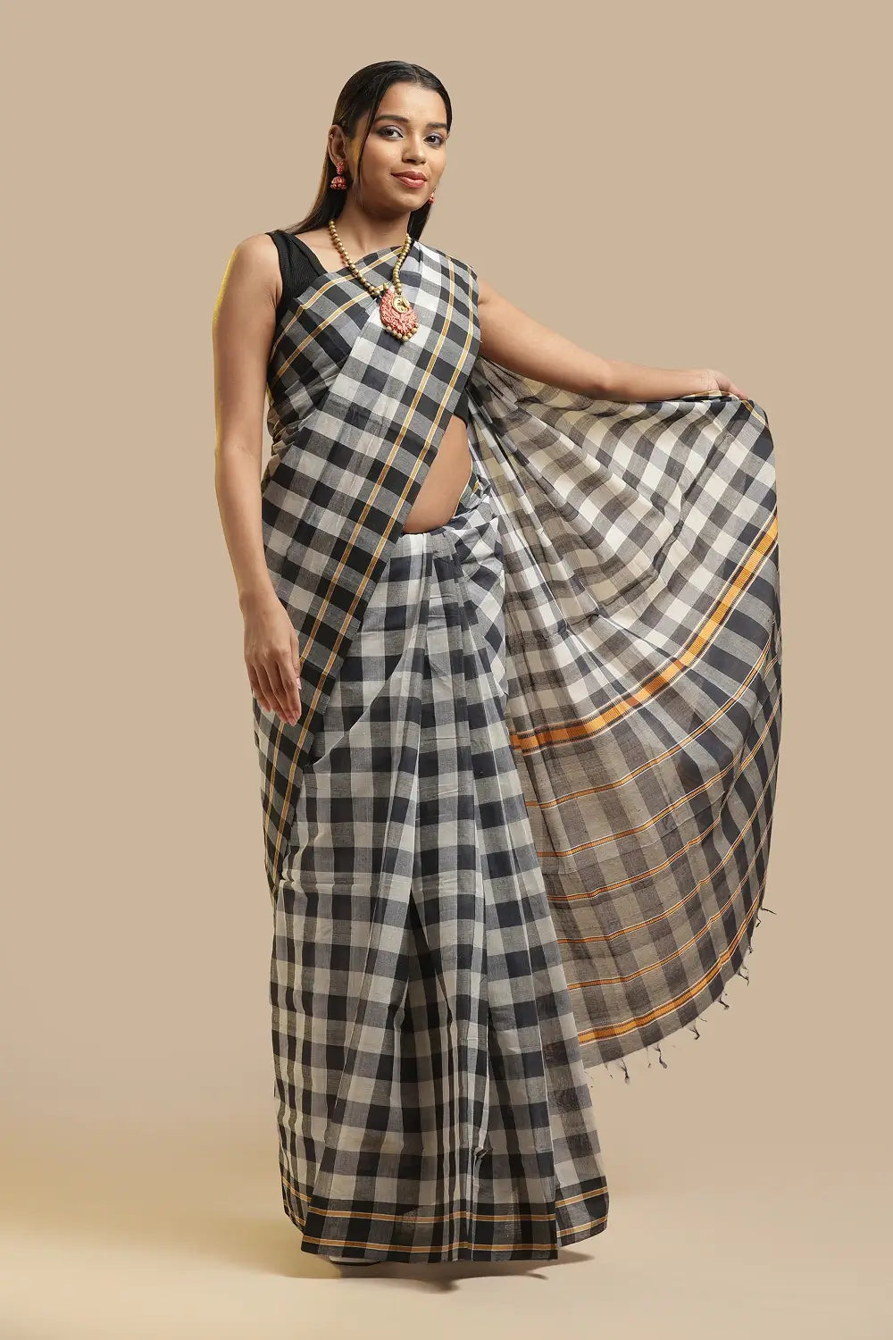 Udupi Cotton Saree | Coal & Pearl – Gingham Checks | Handwoven