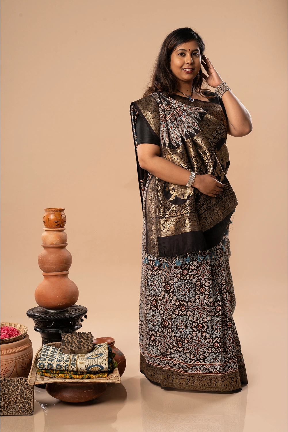 Golden Rule - Ajrakh Dola Saree
